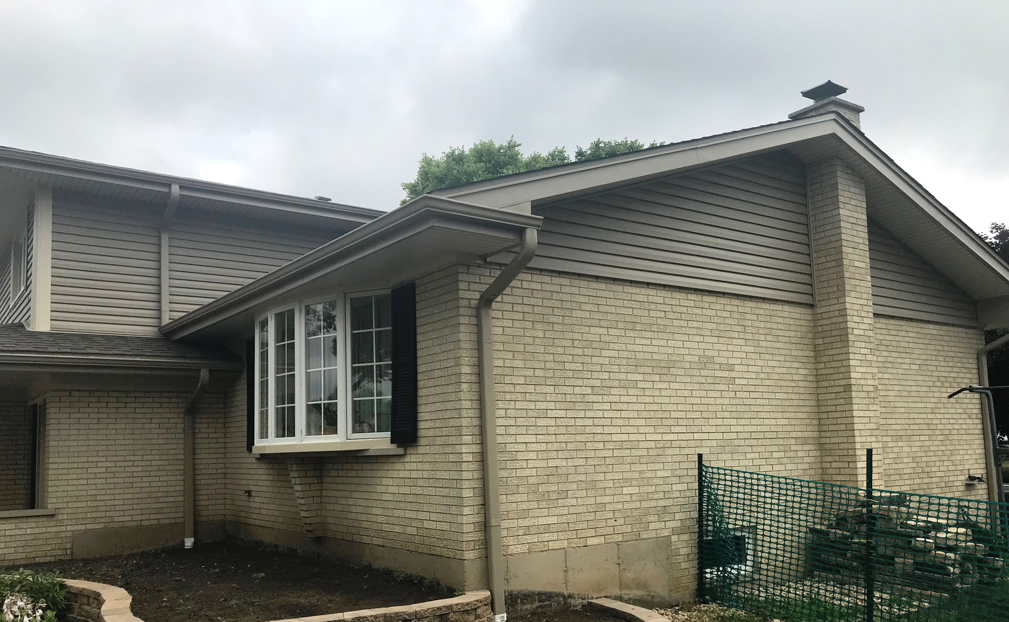 Replace Siding Schaumburg Illinois Thermal Windows Soffit Roof Decks