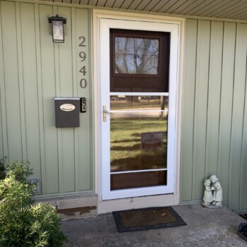 2940 Behrns Drive Melrose Park, IL - Insulation Borden Batten Siding
Thermal Triple-Pane Windows Front and Entry Doors 2940 Behrns Drive Melrose Park, IL - Insulation Borden Batten Siding Thermal Triple-Pane Windows Front and Entry Doors