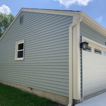 111 Paxton Schaumburg IL - Premium Insulated Charter Oak Vinyl Siding with New Doors, Window and Soffit 111 Paxton Schaumburg IL - Premium Insulated Charter Oak Vinyl Siding with New Doors, Window and Soffit